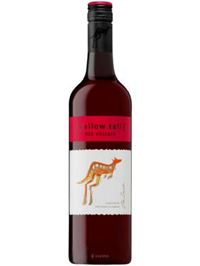 yellow tail red moscato Wine